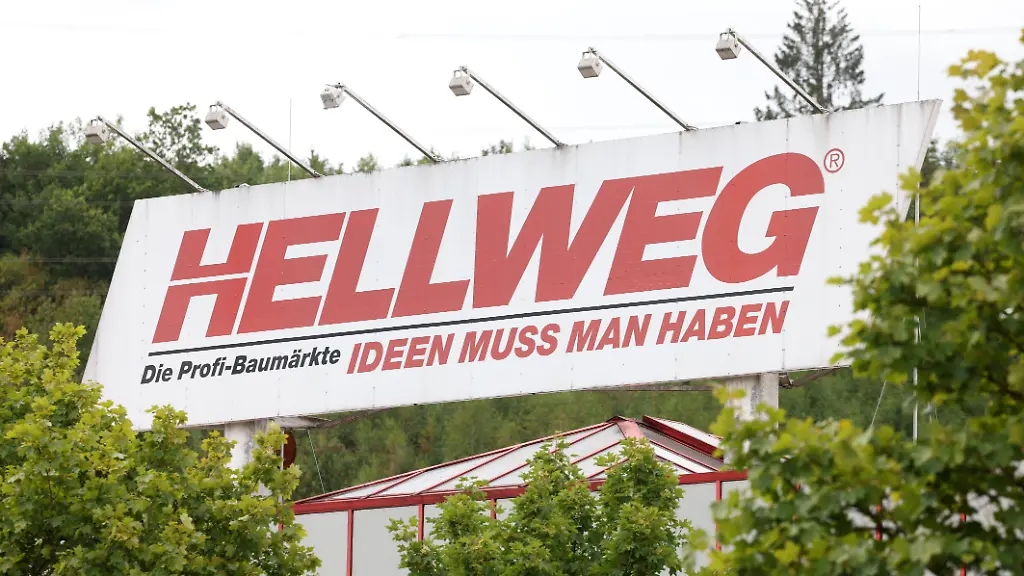 Zukünftige Entwicklung der Baumarktkette Hellweg und BayWa