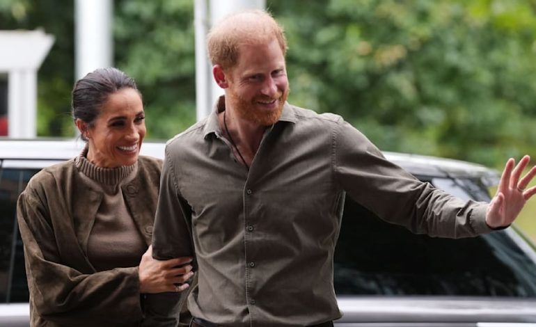 Die überraschende Rückkehr von Harry und Meghan nach England