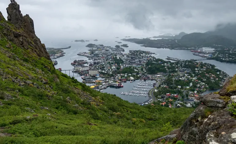 Deutsche Urlauber wegen Brandstiftung auf Lofoten verurteilt