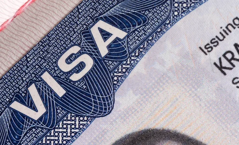 Beispiellose Zahl abgeschoben: Trump-Regierung entzieht mehr als 175.000 Menschen US-Visum