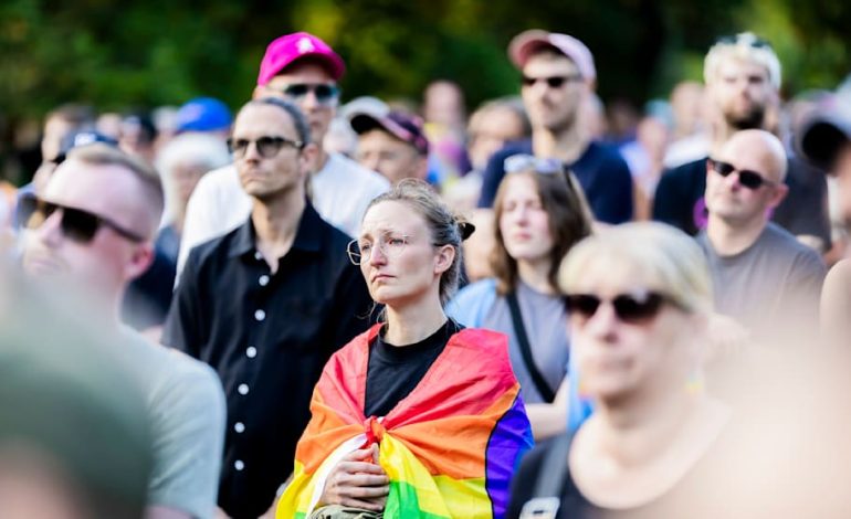 Gedenken an den Anschlag beim Christopher Street Day in Berlin