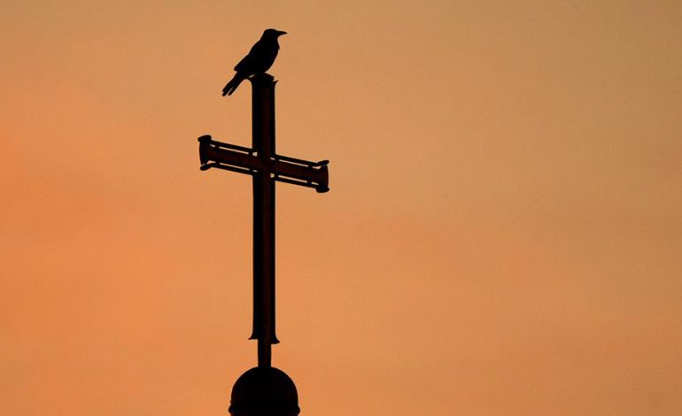 Investitionen in riskante Immobilienfonds führen zu Verlusten für Kirchen und andere Einrichtungen