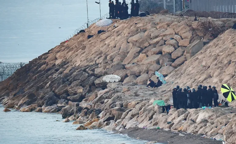 Sicherheitsmaßnahmen an der Grenze zu Ceuta verhindern neuen Ansturm
