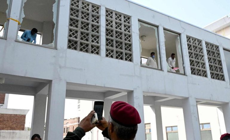 Neugeborene sterben bei Brand in Klinik in Islamabad
