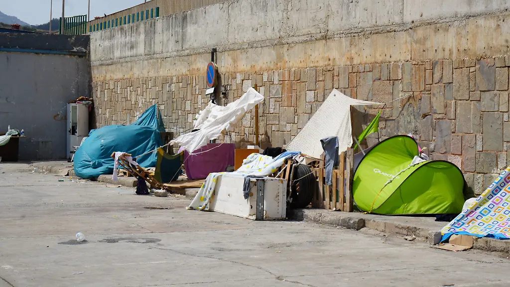 Die Verlegung Minderjähriger aus Ceuta