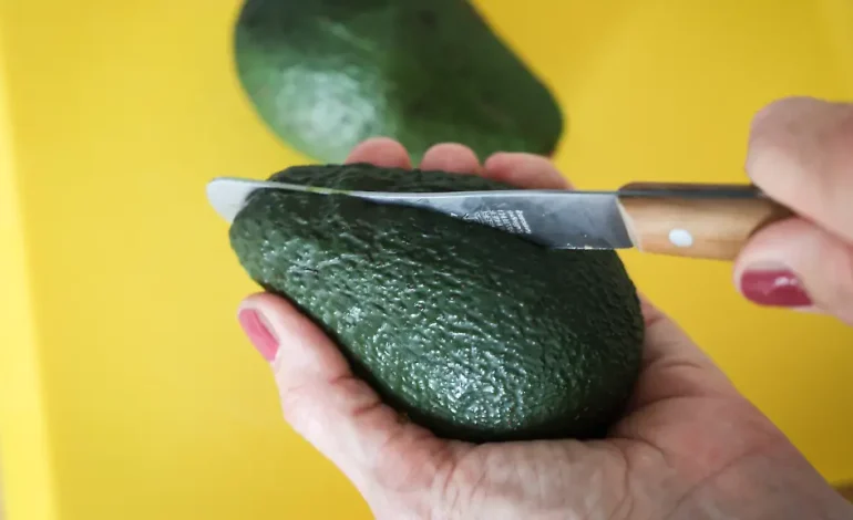 Avocado-Hand: Gestiegene Unfallzahlen in Norddeutschland