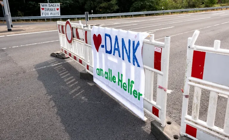 Lage der Waldbrände in NRW und Belgien