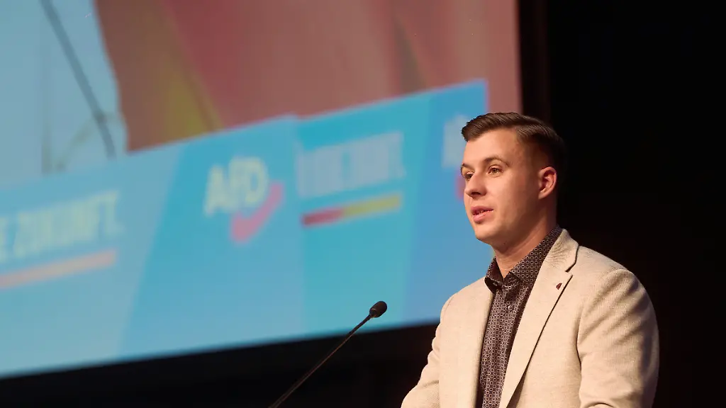 Abgrenzung der AfD-Jugend von Weidels Euro-Ausstiegskurs