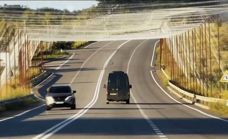 Anti-Drohnen-Netze schützen ukrainische Straßen