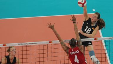 Deutsche Volleyballerinnen sichern Achtelfinal-Einzug trotz Niederlage gegen Türkei