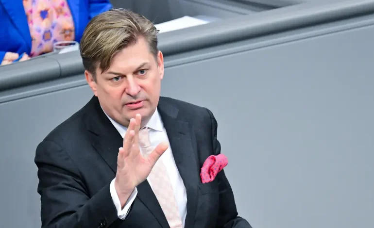 Haftbefehl gegen AfD-Politiker Maximilian Krah
