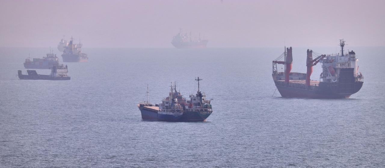 Iran und Oman arbeiten an neuen Regeln für die Straße von Hormus