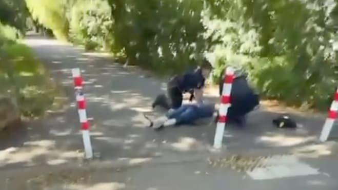 Autofahrer schlägt Fußgänger tödlich – Zeugin berichtet von schrecklichen Szenen