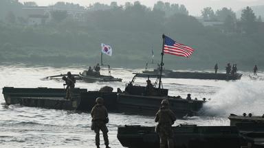 Trump erwägt Kürzungen bei gemeinsamen Militärübungen mit Südkorea