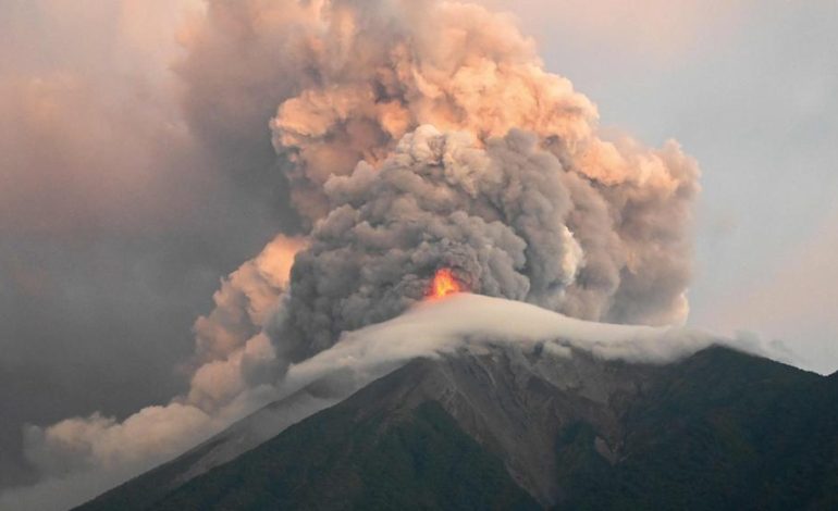 Feuervulkan in Guatemala ausgebrochen: Tausende in Gefahr