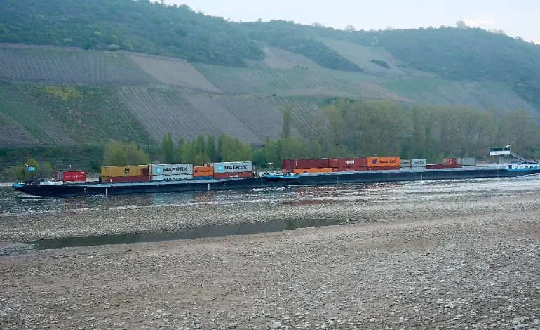 Niedrigwasser bremst deutschen Wirtschaftsaufschwung