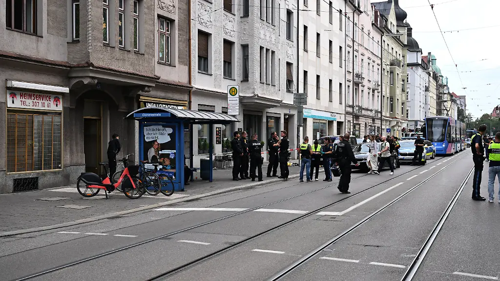 Polizei-Einsatz in München: Mann durch Schuss schwer verletzt