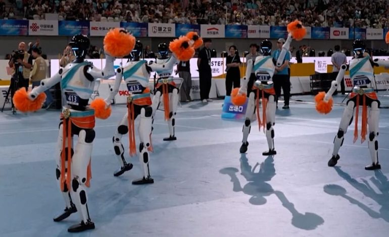 Roboter-Wettbewerb in Peking: Ungewöhnliche Disziplinen und Herausforderungen