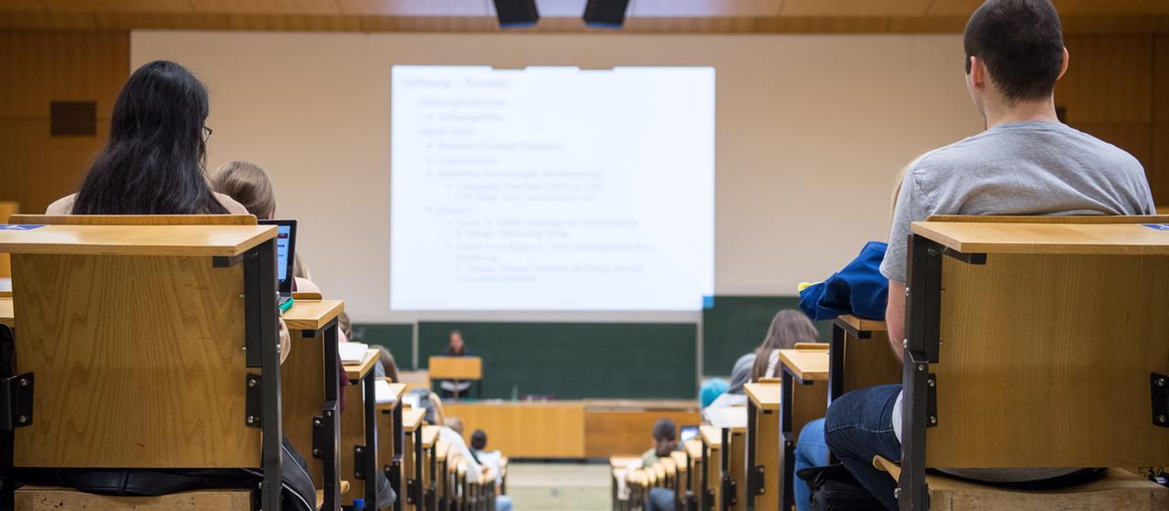 Der Erste Schritt zur BAföG-Reform: Höhere Unterstützung für Studierende