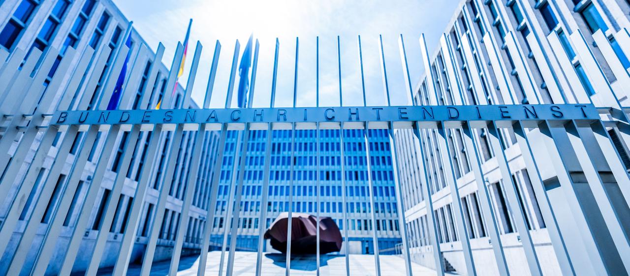 Reform der Nachrichtendienste: Notwendige Anpassung oder Gefahr für den Rechtsstaat?