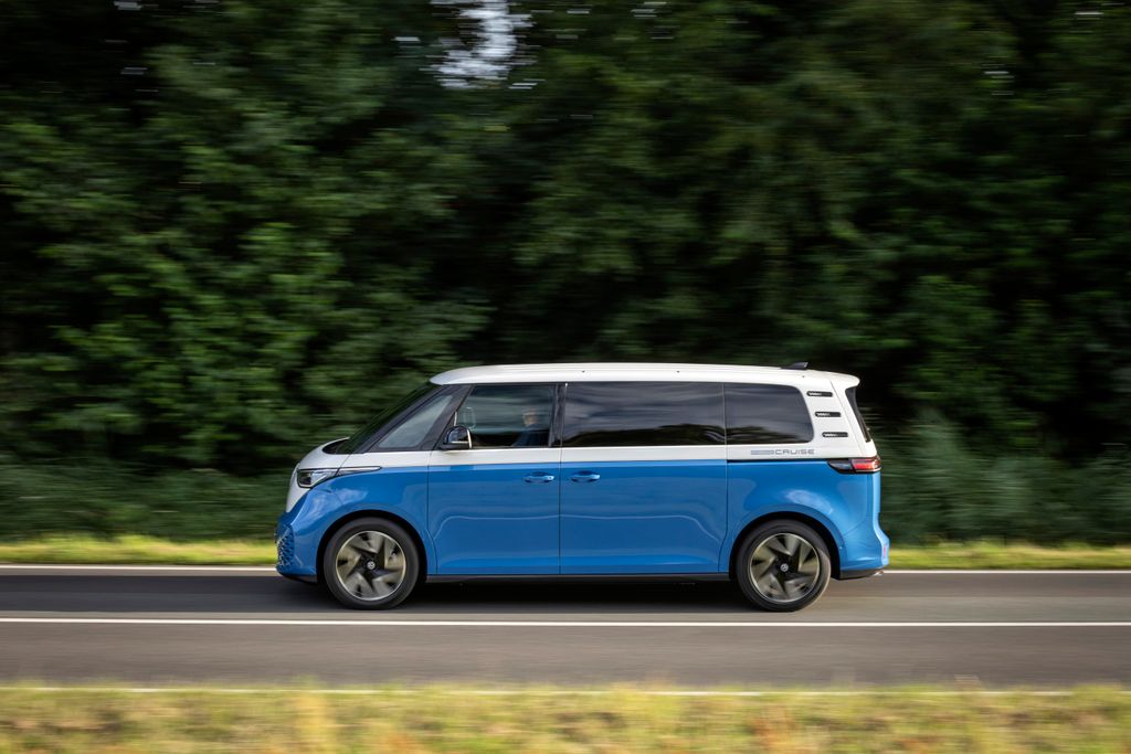 VW ID.California Cruise: Minimalistischer E-Camper für den Caravan Salon