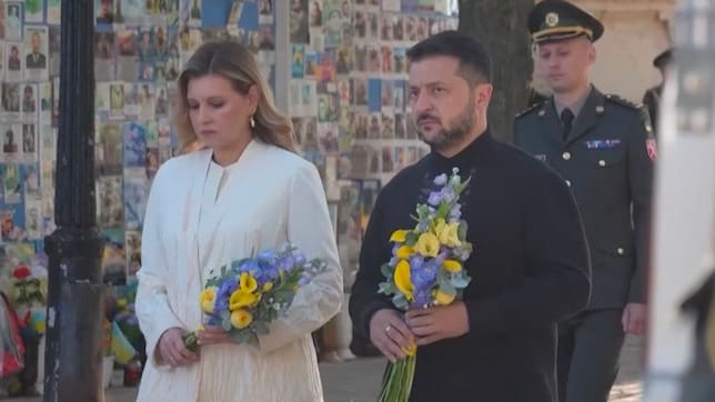 Ukraine gedenkt gefallener Kriegshelden am Unabhängigkeitstag