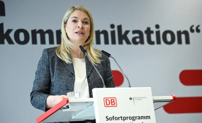 Bahn-Chefin kritisiert Management scharf
