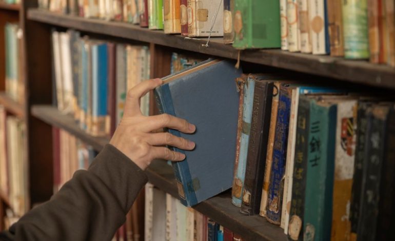 Warum KI-Unternehmen alte Bücher kaufen