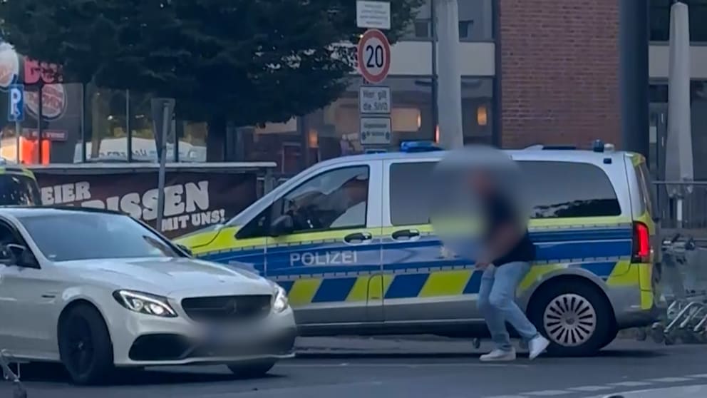 Verfolgungsjagd in Dortmund: Mercedes-Fahrer entkommt der Polizei