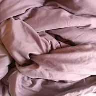Miras neues Dating-Erlebnis im Hotel