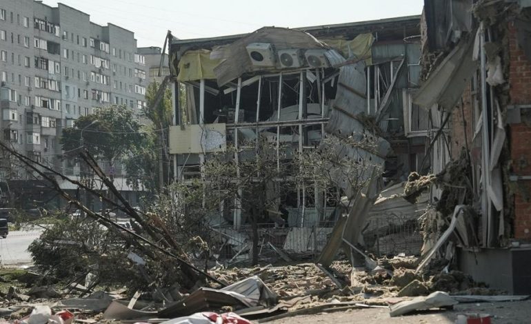 Russland verstärkt Angriffe: Ukraine unter Druck