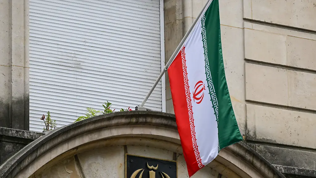 Frankreich verweist iranische Diplomaten des Landes