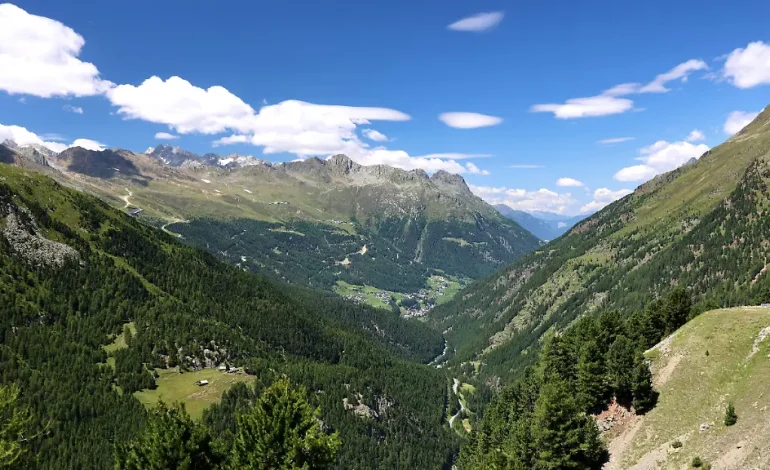 Rettung von Familien aus alpinem Gelände