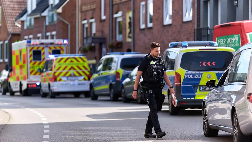 Polizei findet vermisste Dreijährige tot im Pool der Eltern