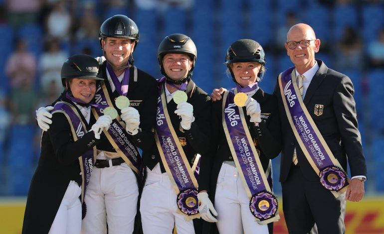 Deutsches Dressurteam sichert sich Gold bei Weltmeisterschaft