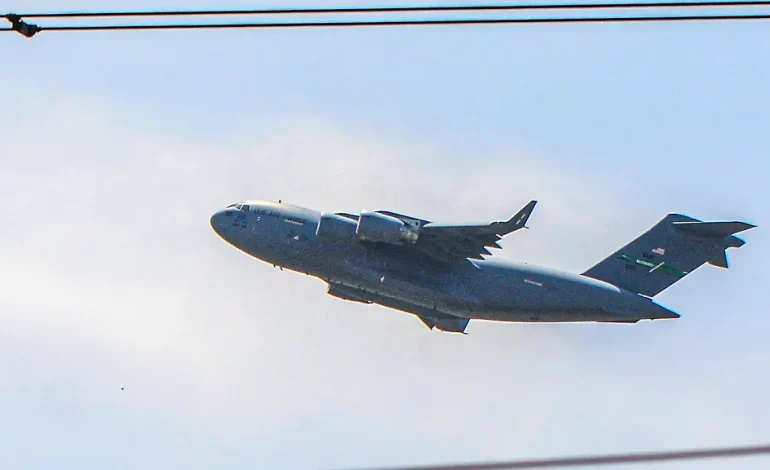 US-Militärflugzeug landet in Moskau – Geheimniskrämerei um Passagiere