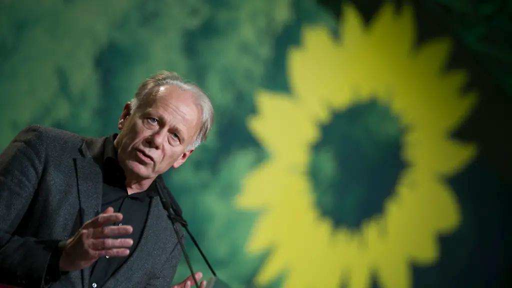 Jürgen Trittin spricht über die Herausforderungen der Energiewende