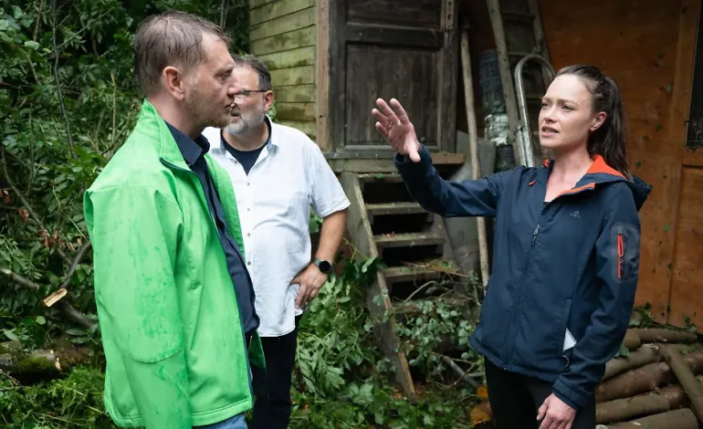 Unwetter Zerstört Imbiss von TV-Köchin Verena Leister