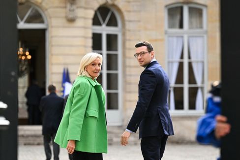 Debatte der Präsidentschaftskandidaten in Frankreich über die wirtschaftliche Erholung