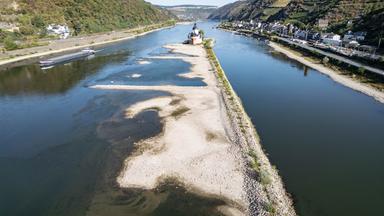 Krise durch sinkende Pegelstände am Rhein