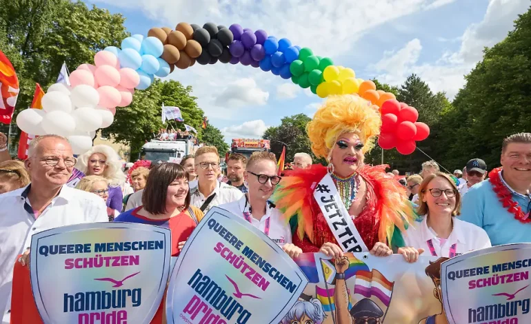 Teilnehmerrekord beim Hamburger CSD