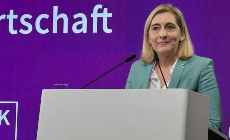 Warken bestätigt Fortsetzung der Reformen trotz Koalitionsunruhen