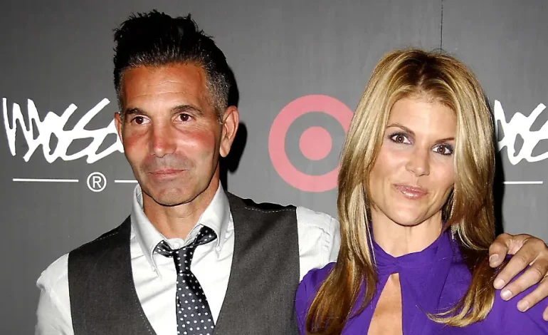 Lori Loughlin reicht Scheidung ein