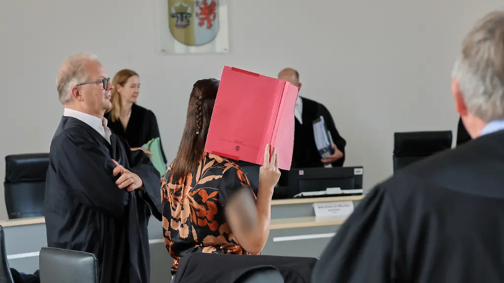 Vernehmung im Fabian-Prozess: Gina H. über Beziehungsgewalt