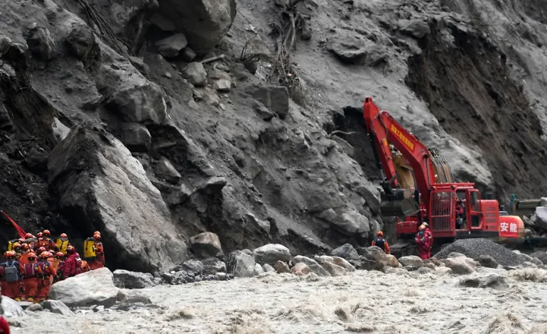 Tödliche Flutkatastrophe in Nepal und Tibet: Vermisste und Opferzahlen