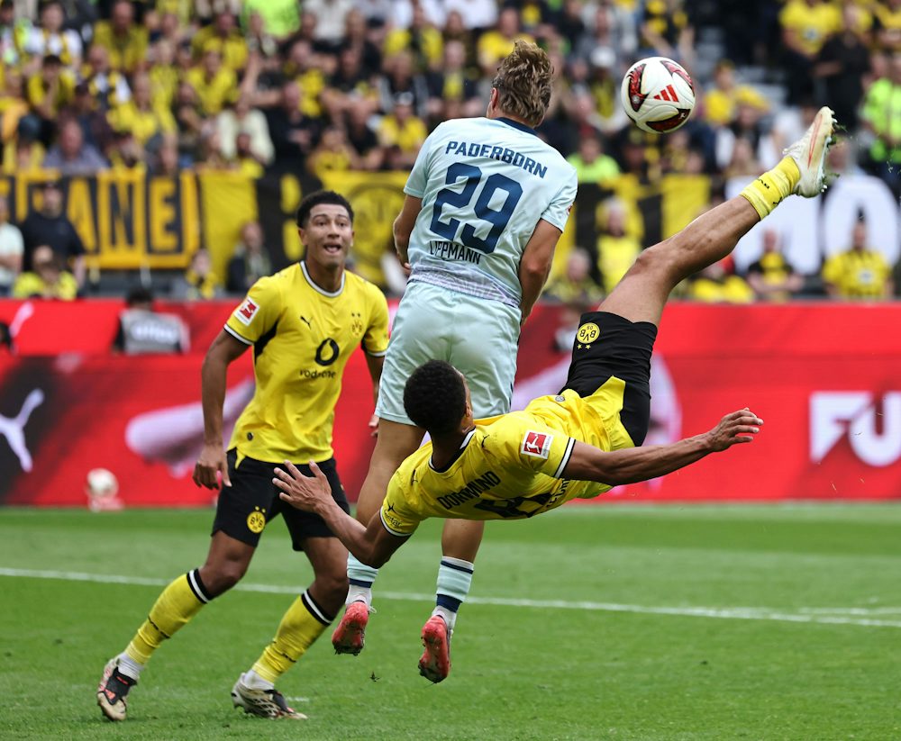 Fußballspielbericht über die Bundesliga
