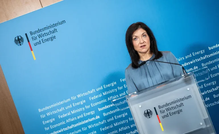 Berliner Linke klagt gegen Wirtschaftsministerin Reiche