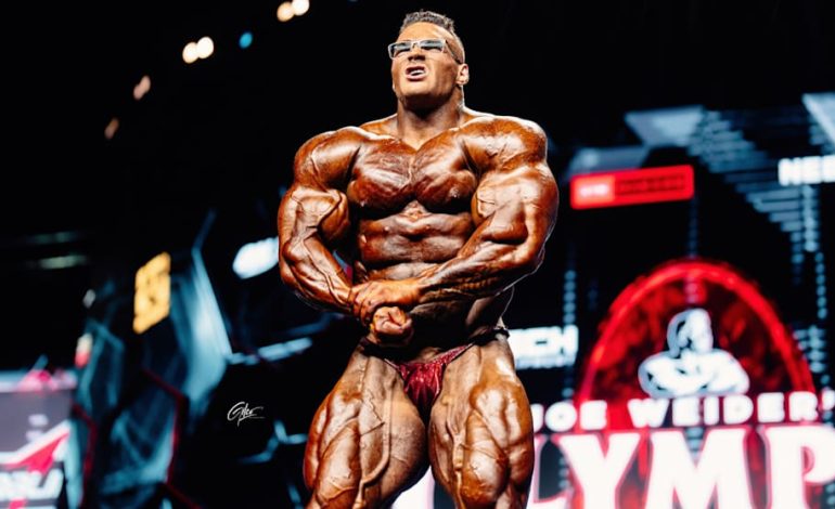 Nick Walker: Der muskulöseste Mensch der Welt gewinnt Mr. Olympia 2026