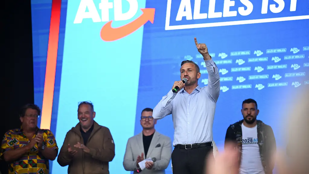 Siegmund zögert trotz möglicher Mehrheit in Sachsen-Anhalt