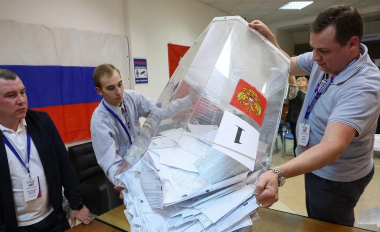 Russlands Duma-Wahl: Kreml-Partei dominiert erneut